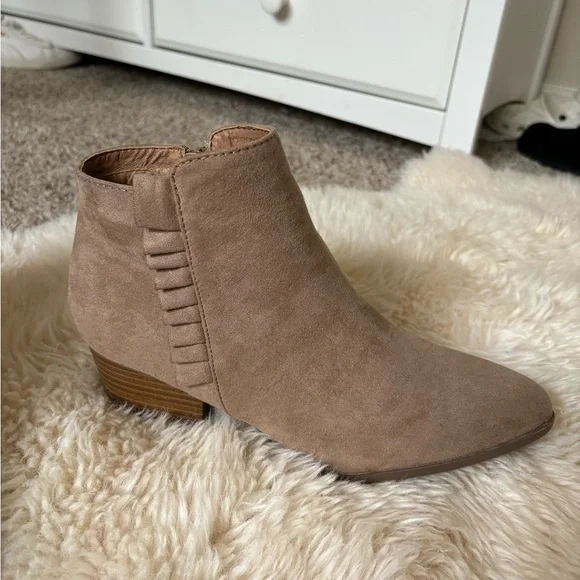 JustFab booties - Picture 5 of 7